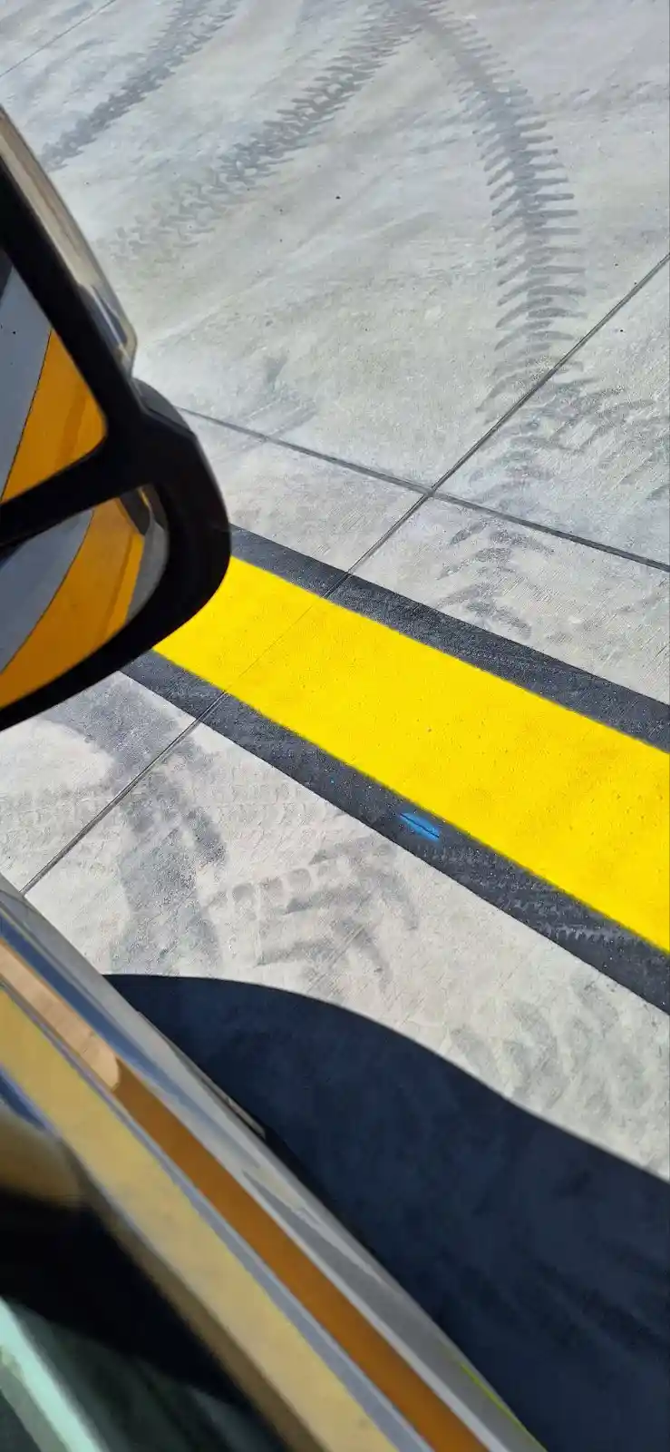 Útburkolat festési technológia